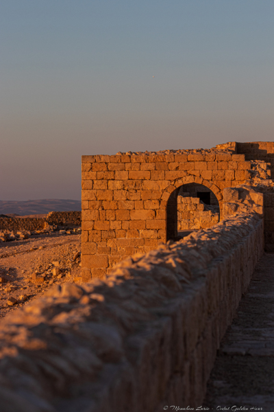 12-Ovdat-Golden-Hour